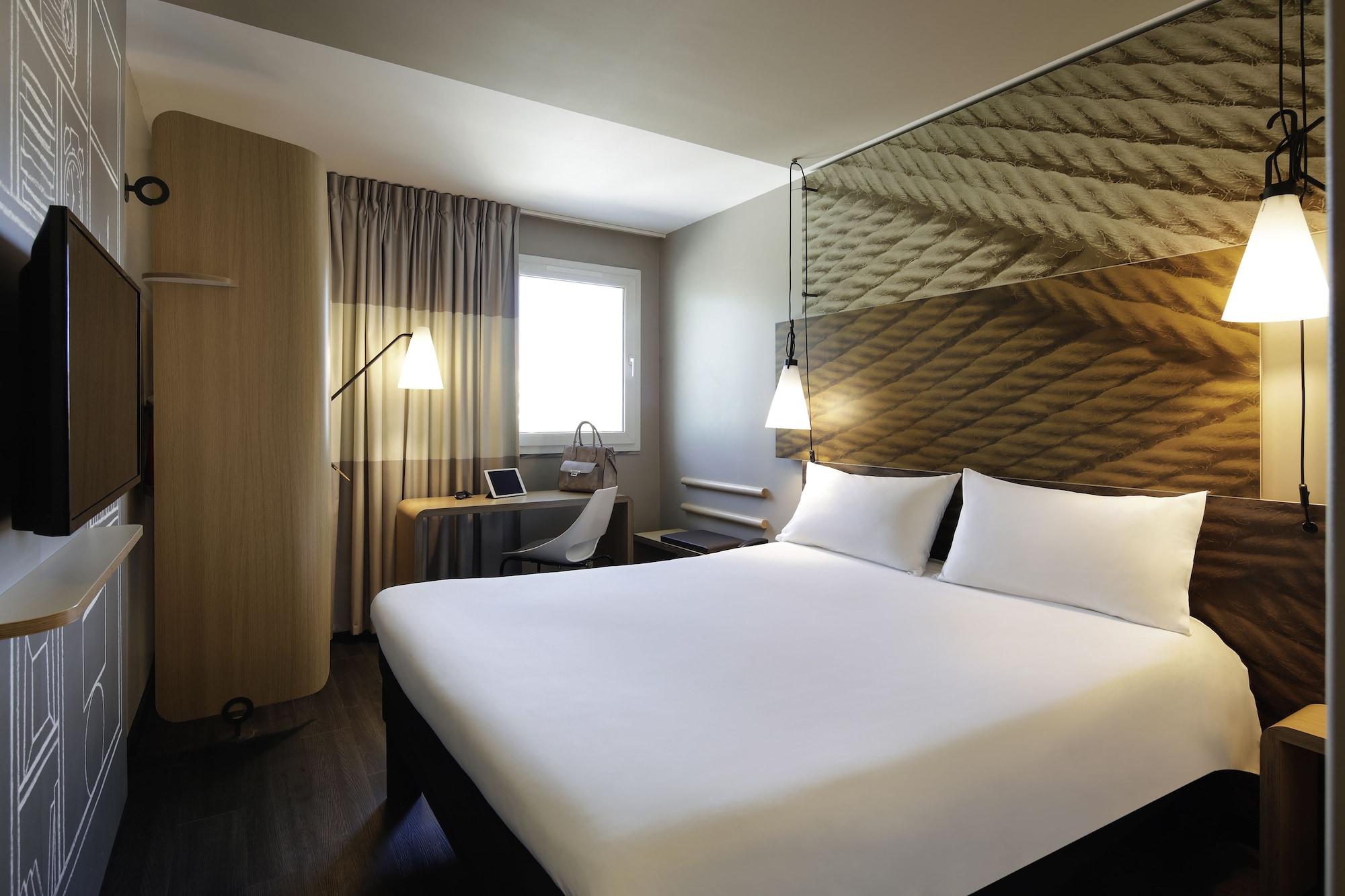 Hotel Ibis Lisboa Liberdade Exteriör bild