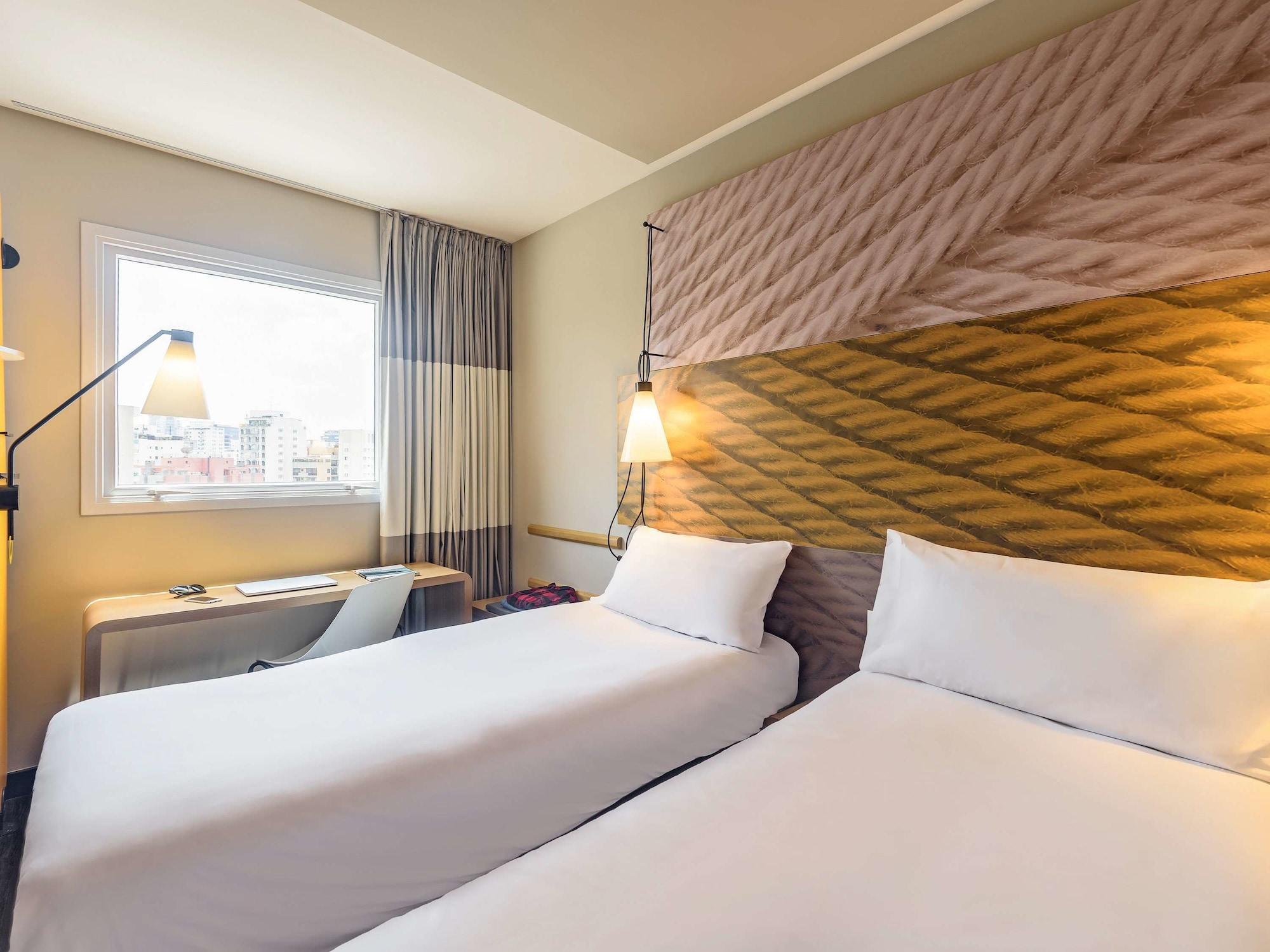 Hotel Ibis Lisboa Liberdade Exteriör bild