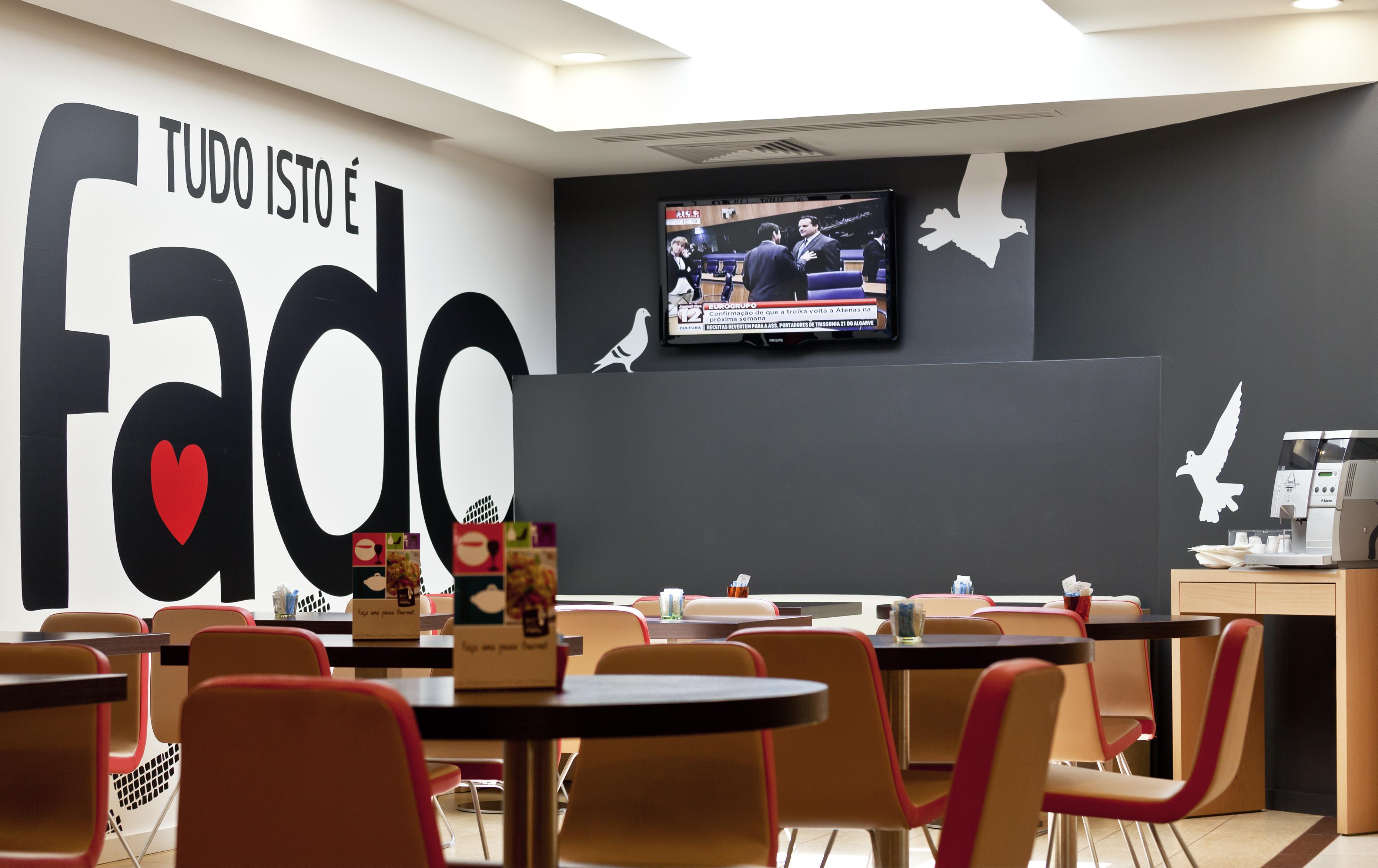 Hotel Ibis Lisboa Liberdade Exteriör bild