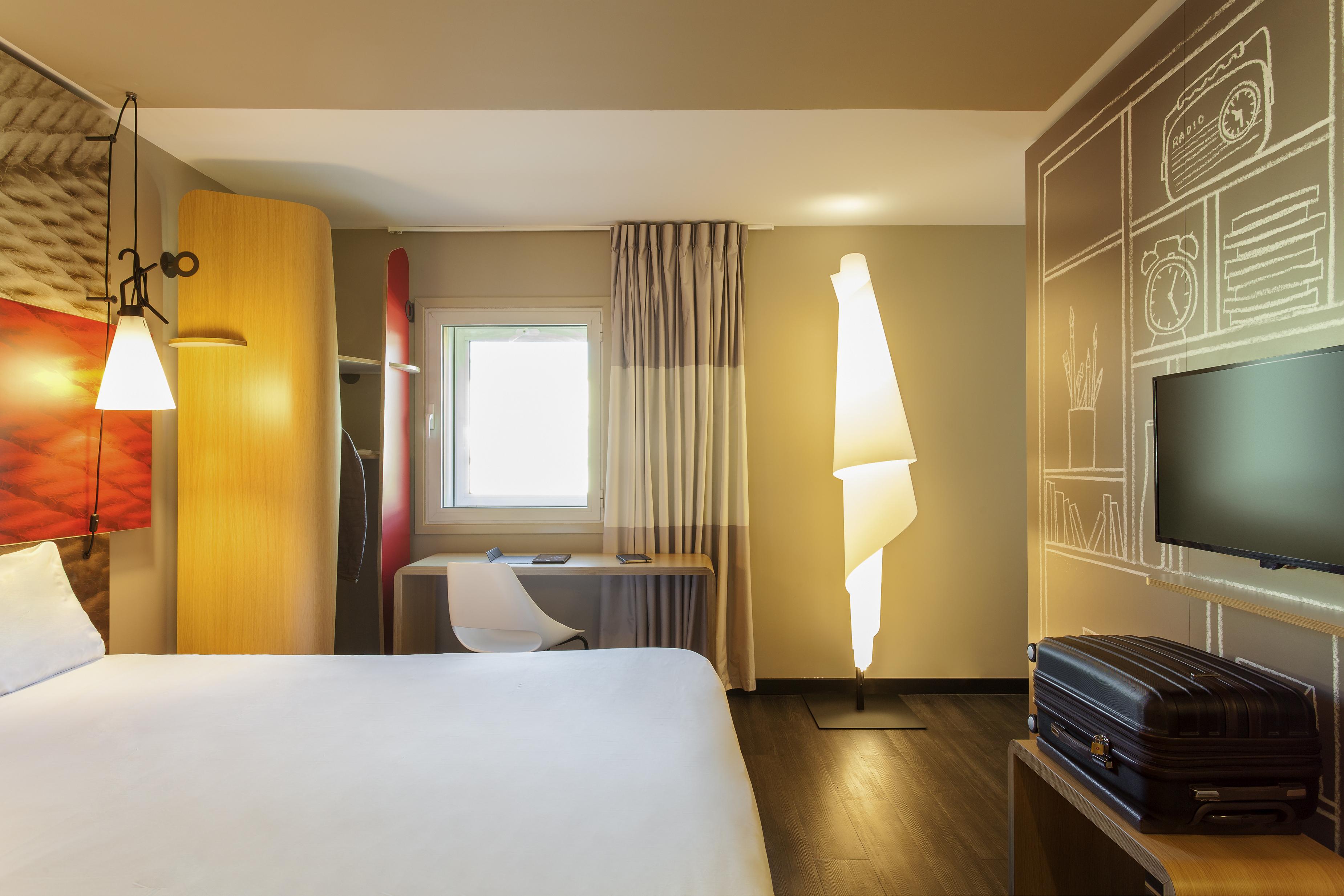 Hotel Ibis Lisboa Liberdade Exteriör bild